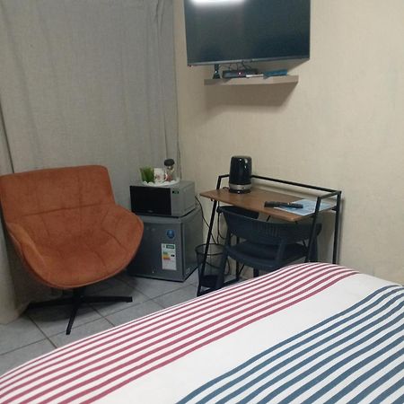 Comfort Place 4 Претория Экстерьер фото